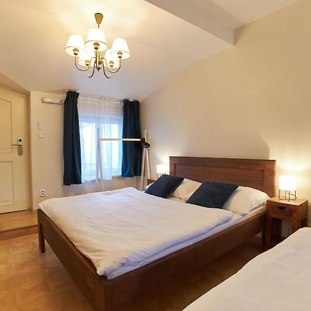 River View Residence By Charles Bridge براغ المظهر الخارجي الصورة