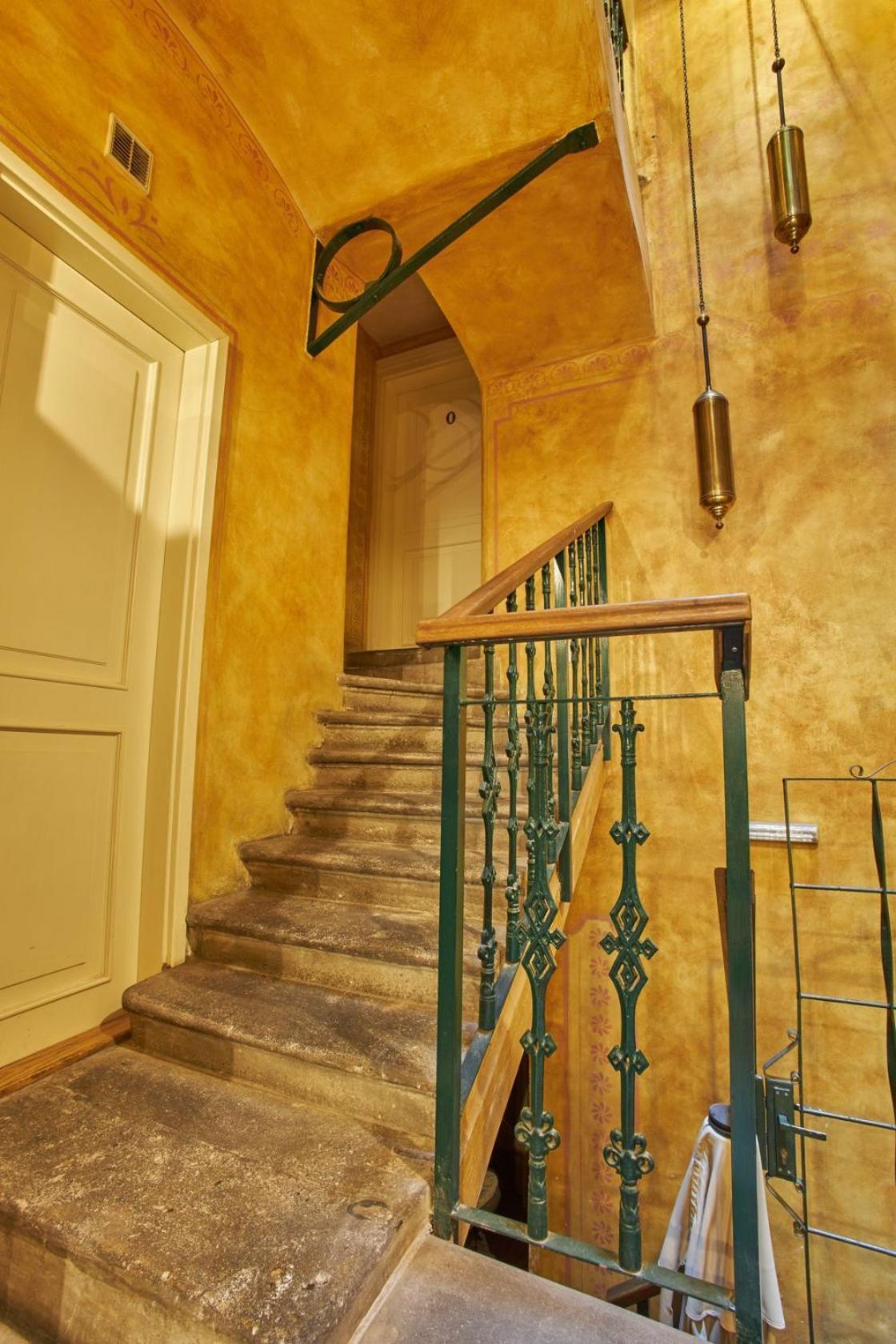 River View Residence By Charles Bridge براغ المظهر الخارجي الصورة
